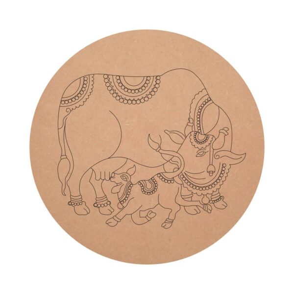 MDF Pre Marked Decorative Cow Feeding Calf Pattern Round Raw Base