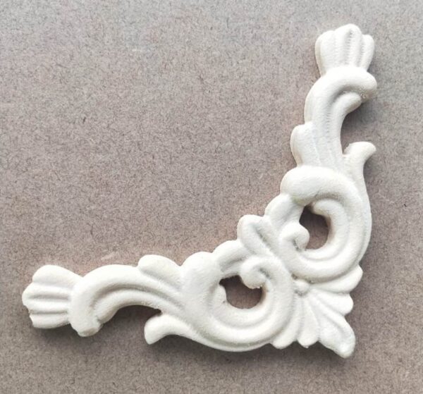 Decorative Carved Wooden Corner for Furniture - Set of 4 pcs